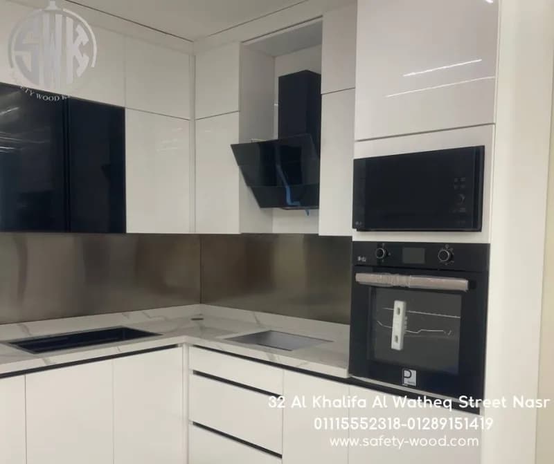 الأول 🏡 مطبخك ممكن يتحول لمطبخ عملي وفخم جدًا مع PVC من - SAFETY WOOD للمطابخ والدريسنج روم 📞 -